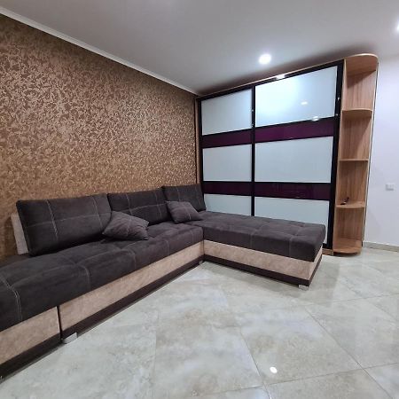 127-Avenue Apartment 체르니우치 외부 사진