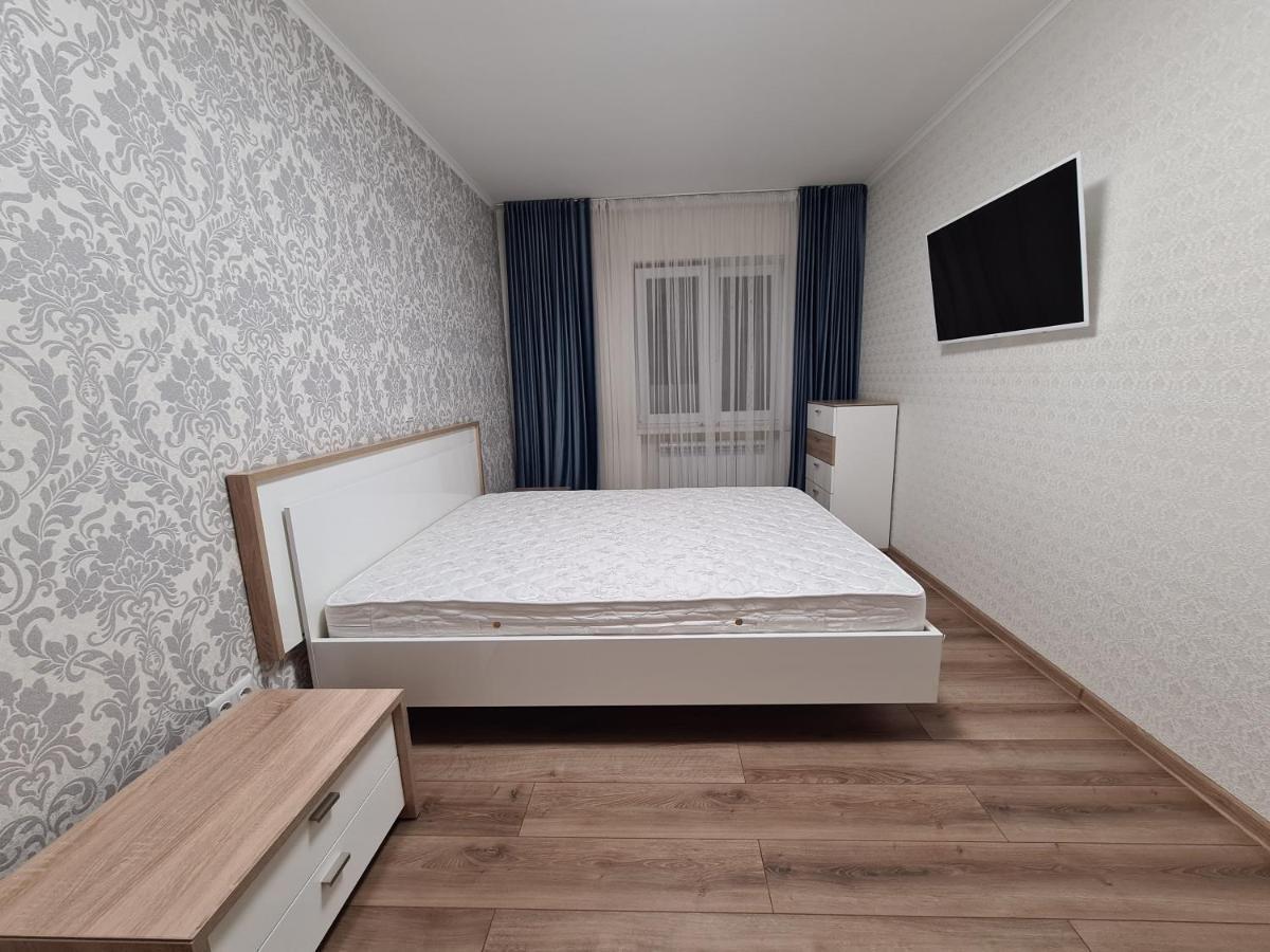 127-Avenue Apartment 체르니우치 외부 사진