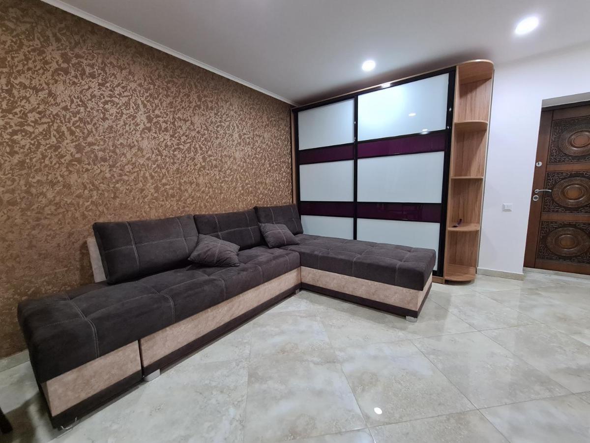 127-Avenue Apartment 체르니우치 외부 사진